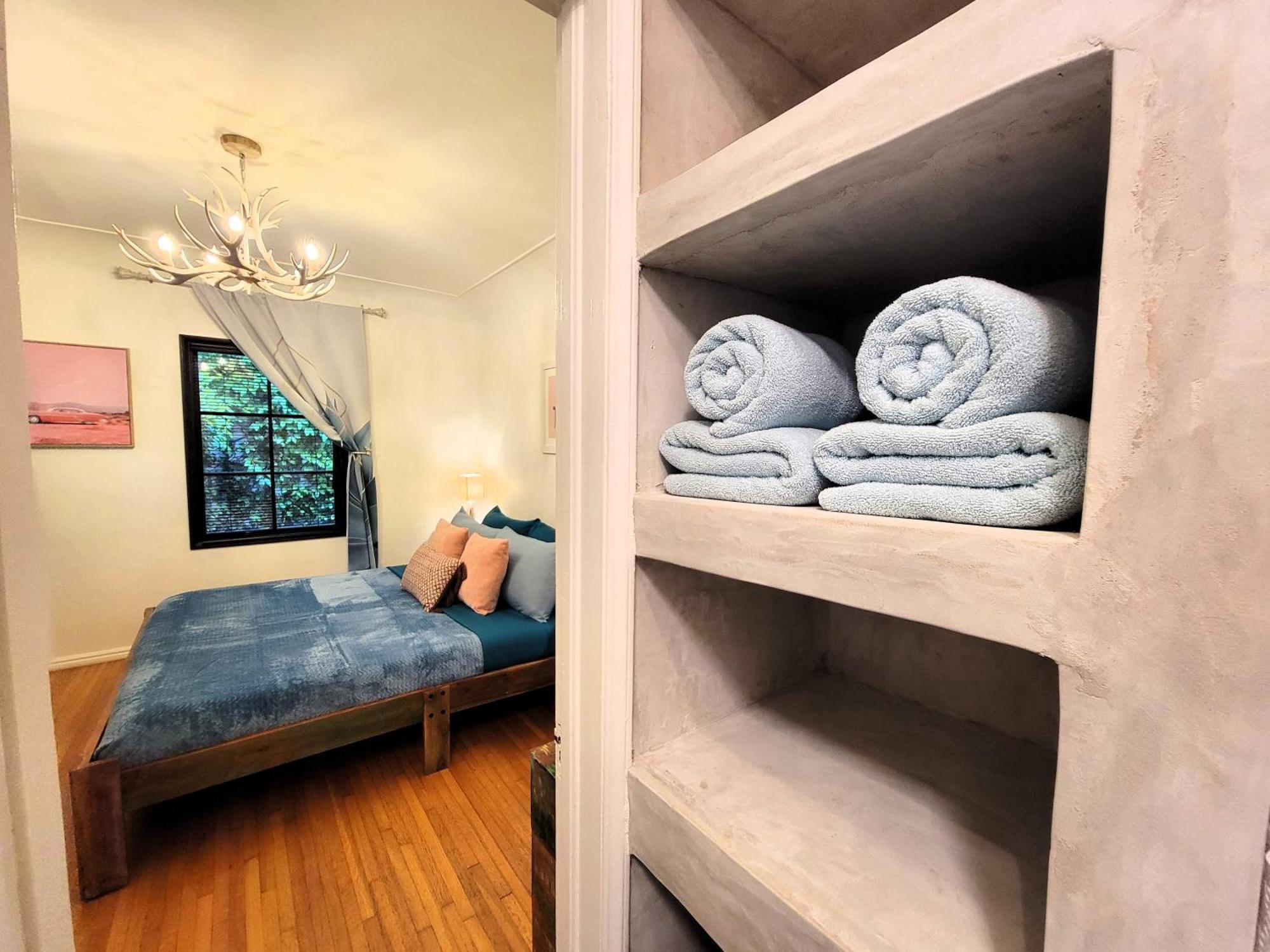 Encanto! Enchanted 3 Bedroom Private Home Near Lacma لوس أنجلوس المظهر الخارجي الصورة