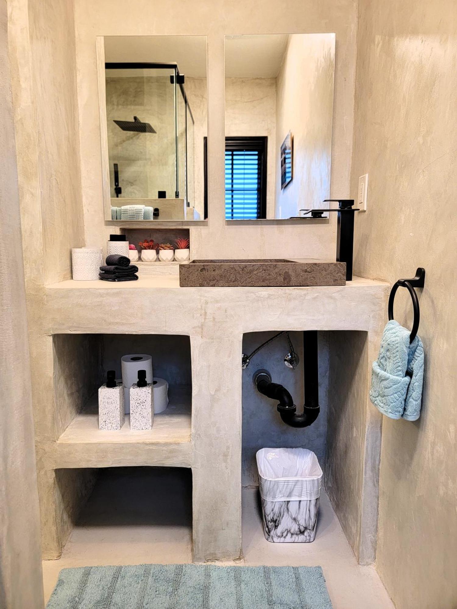 Encanto! Enchanted 3 Bedroom Private Home Near Lacma لوس أنجلوس المظهر الخارجي الصورة
