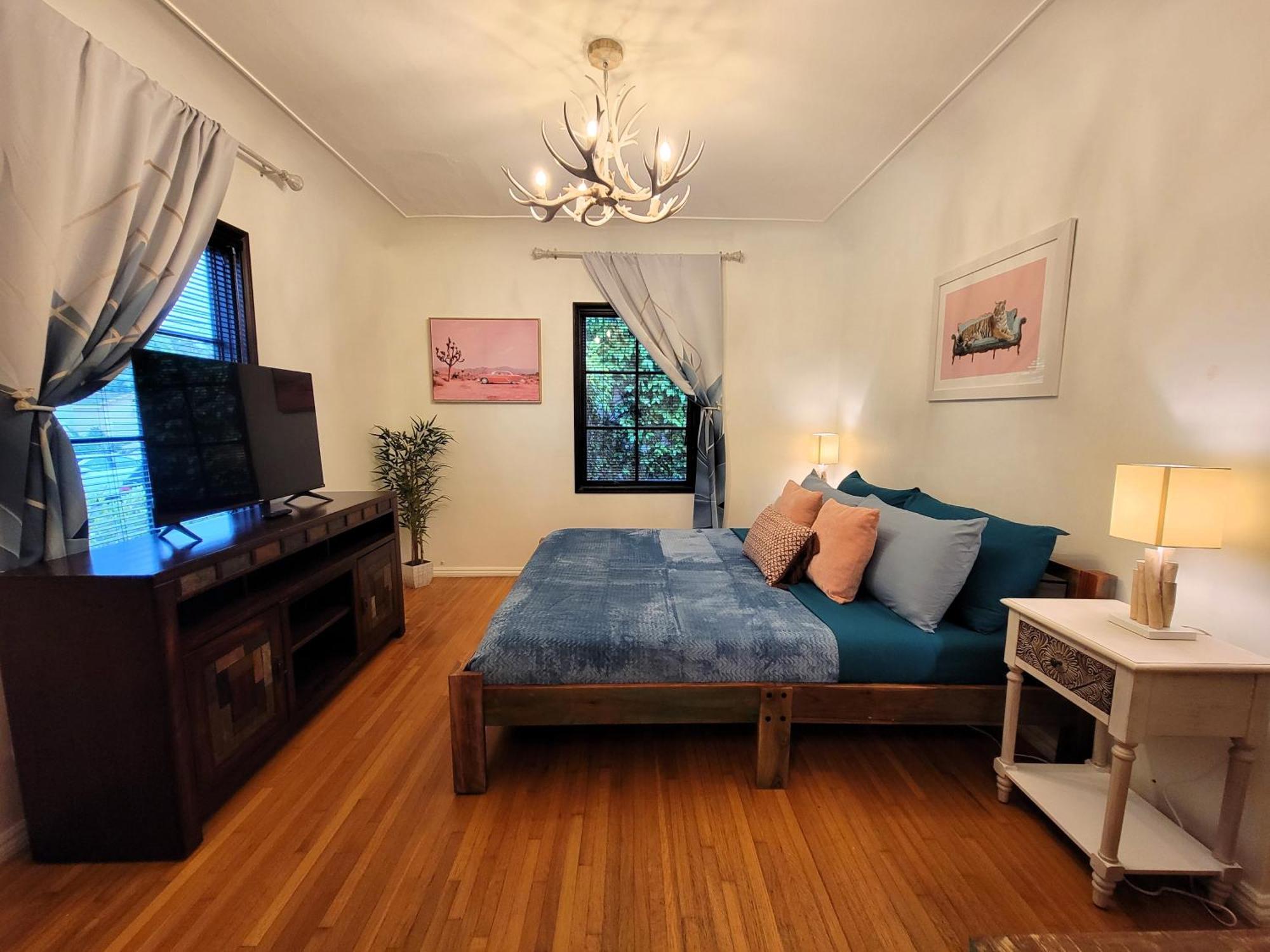 Encanto! Enchanted 3 Bedroom Private Home Near Lacma لوس أنجلوس المظهر الخارجي الصورة